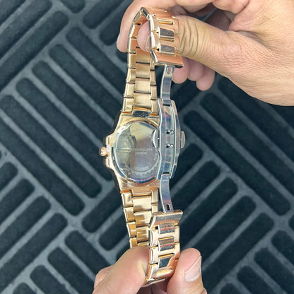Patek Philippe – Nautilus - Rose Gold White