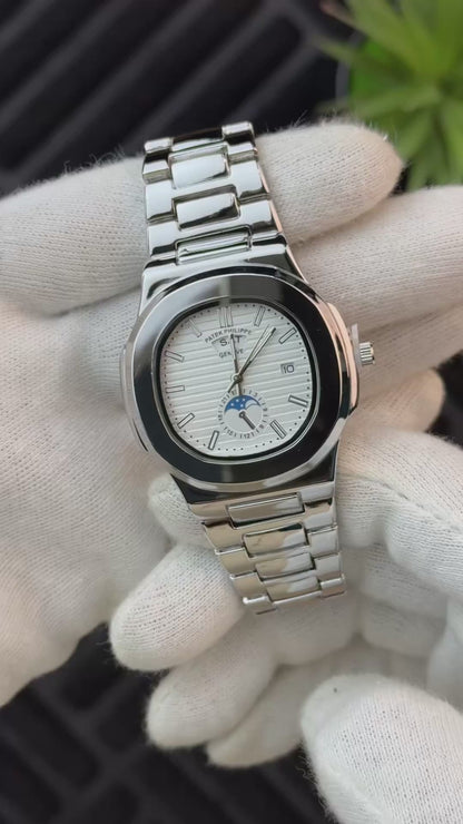 Patek Philippe – Nautilus - Moon Phases - White